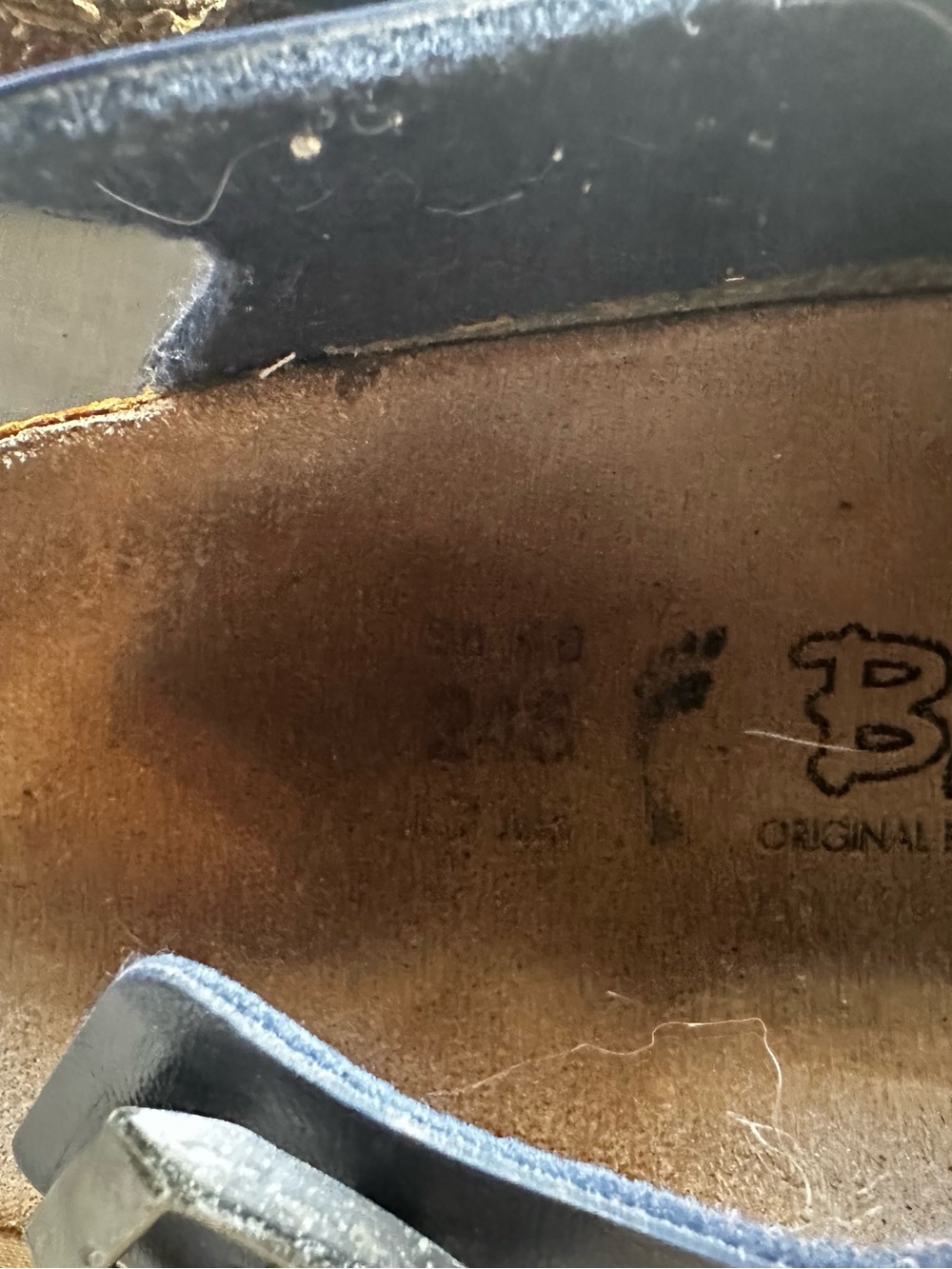Navy women’s Birkenstocks - Picture 6 of 7